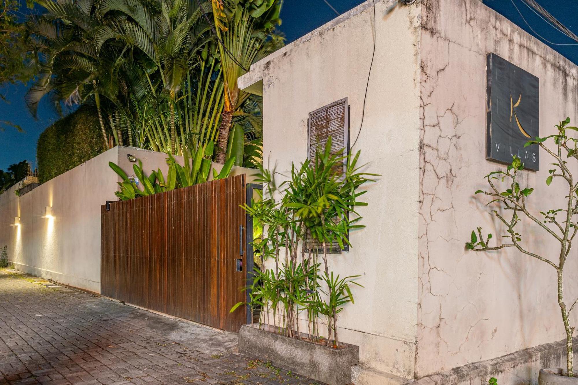 Luxury - Villa K - Central Seminyak Exterior photo