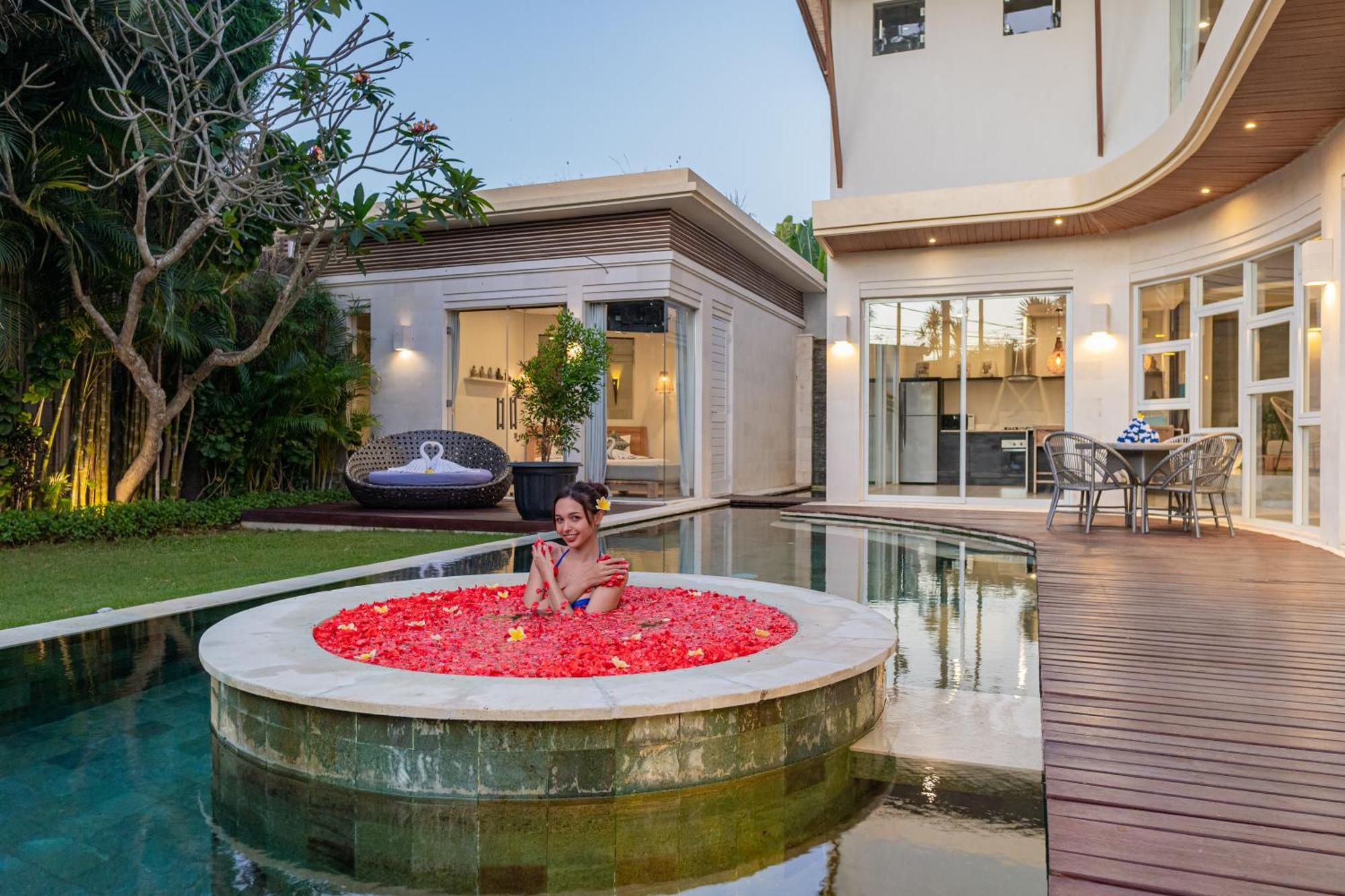 Luxury - Villa K - Central Seminyak Exterior photo
